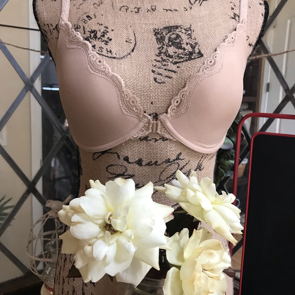 🌿 Maidenform NWOT Underwire Bra 34-D